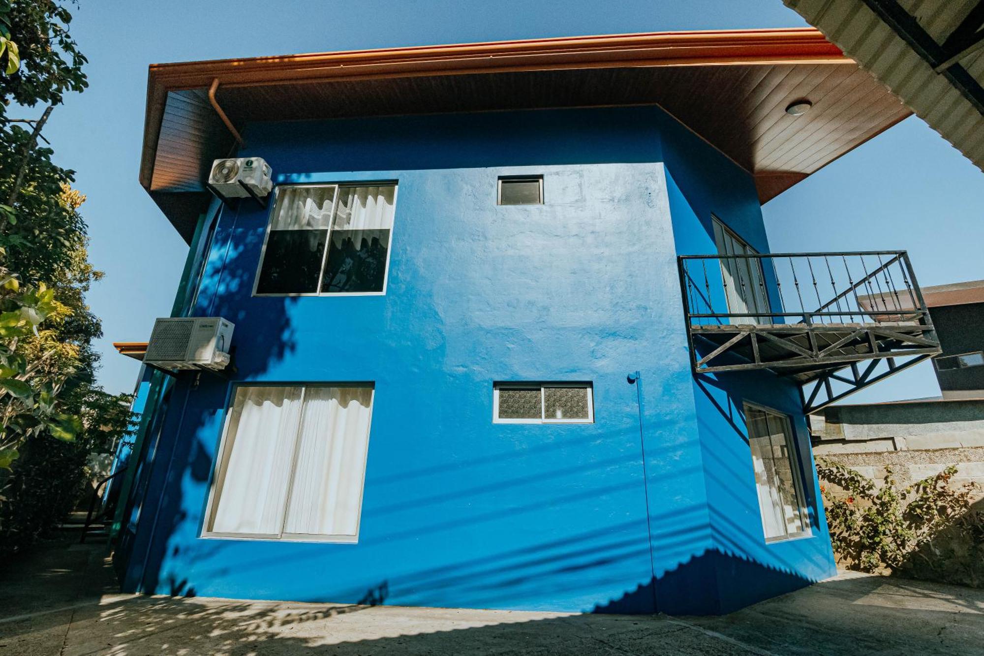 Apartamentos Cristal Quepos Extérieur photo