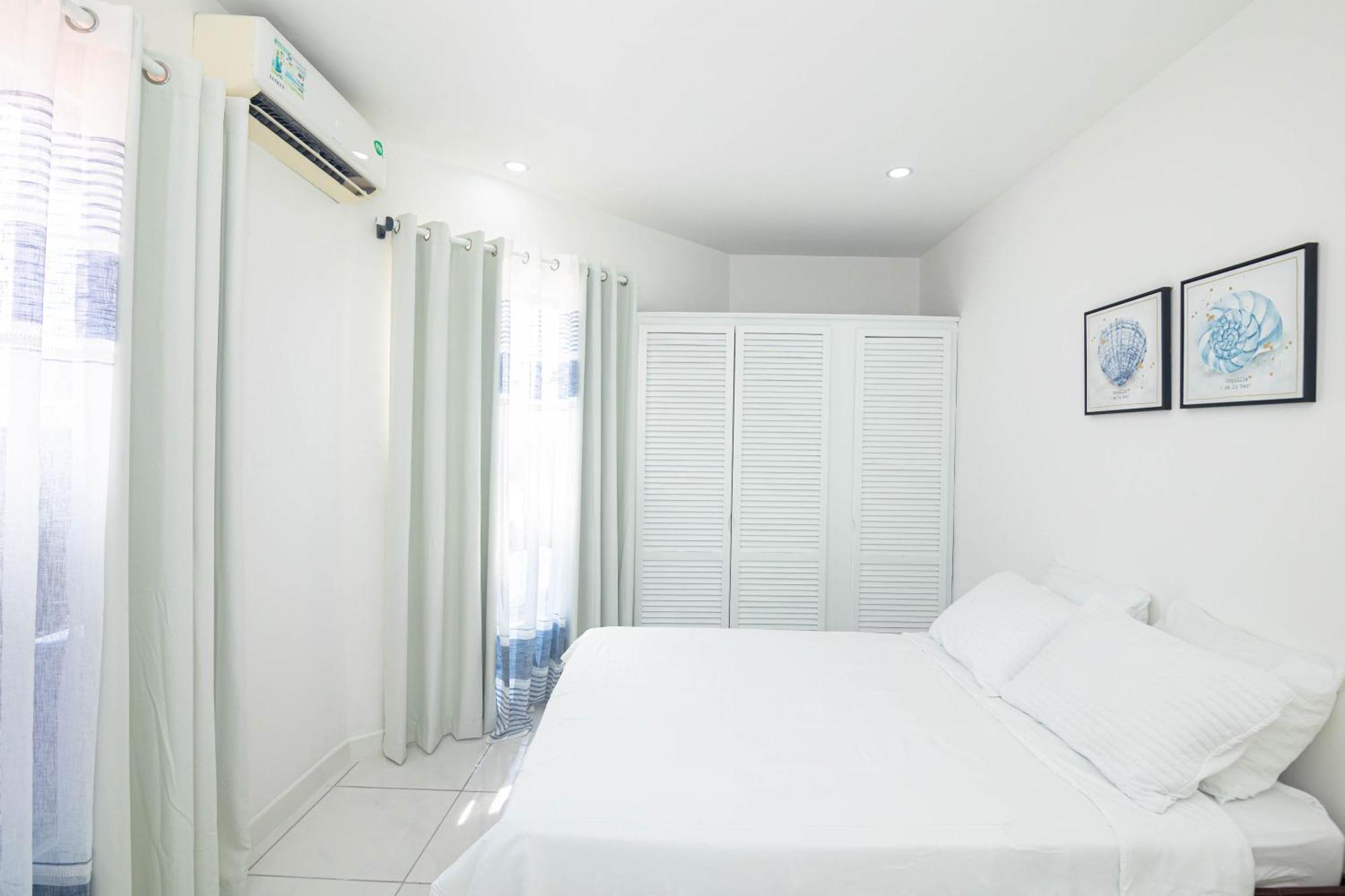 Apartamentos Cristal Quepos Extérieur photo