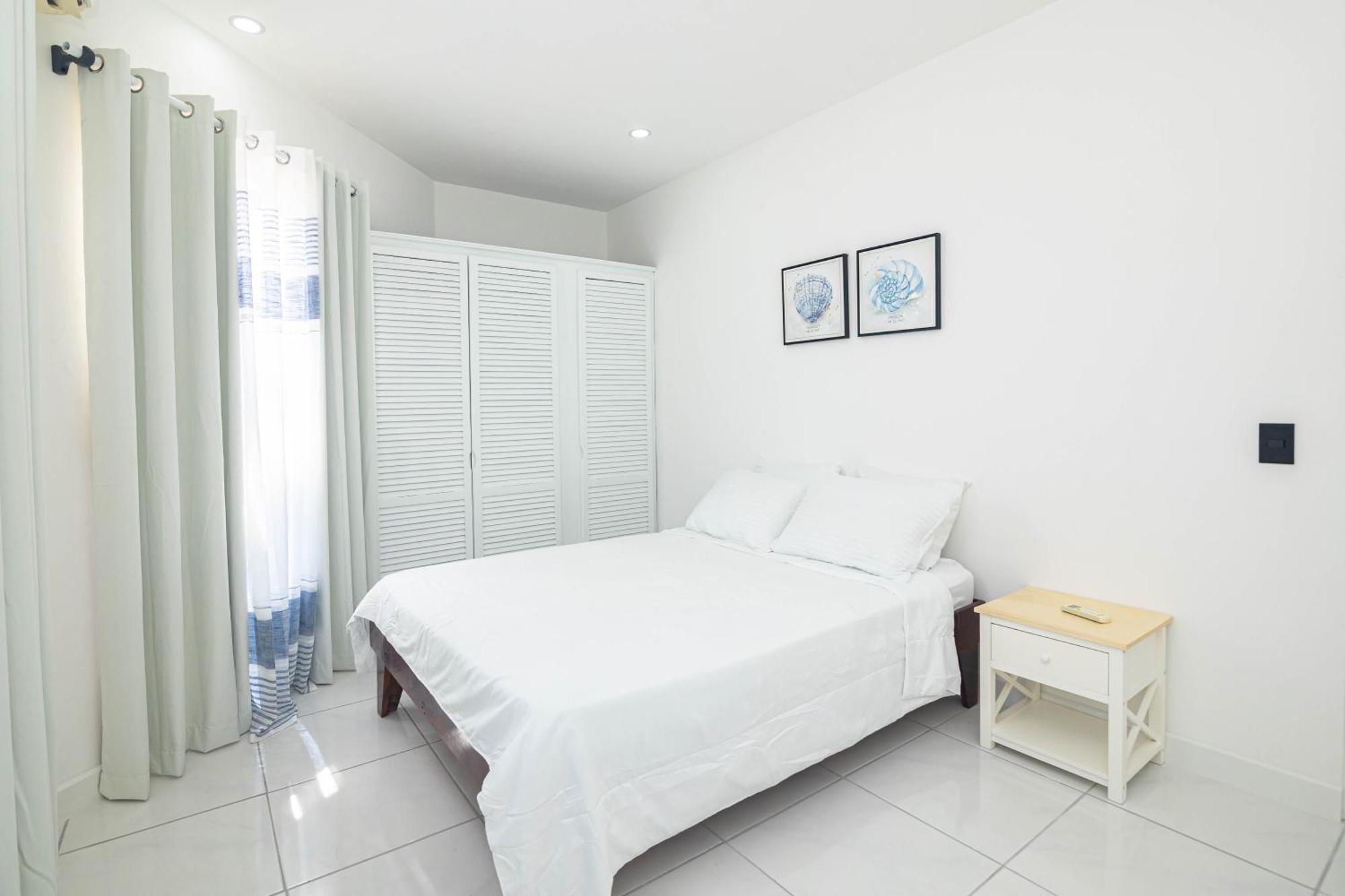 Apartamentos Cristal Quepos Extérieur photo