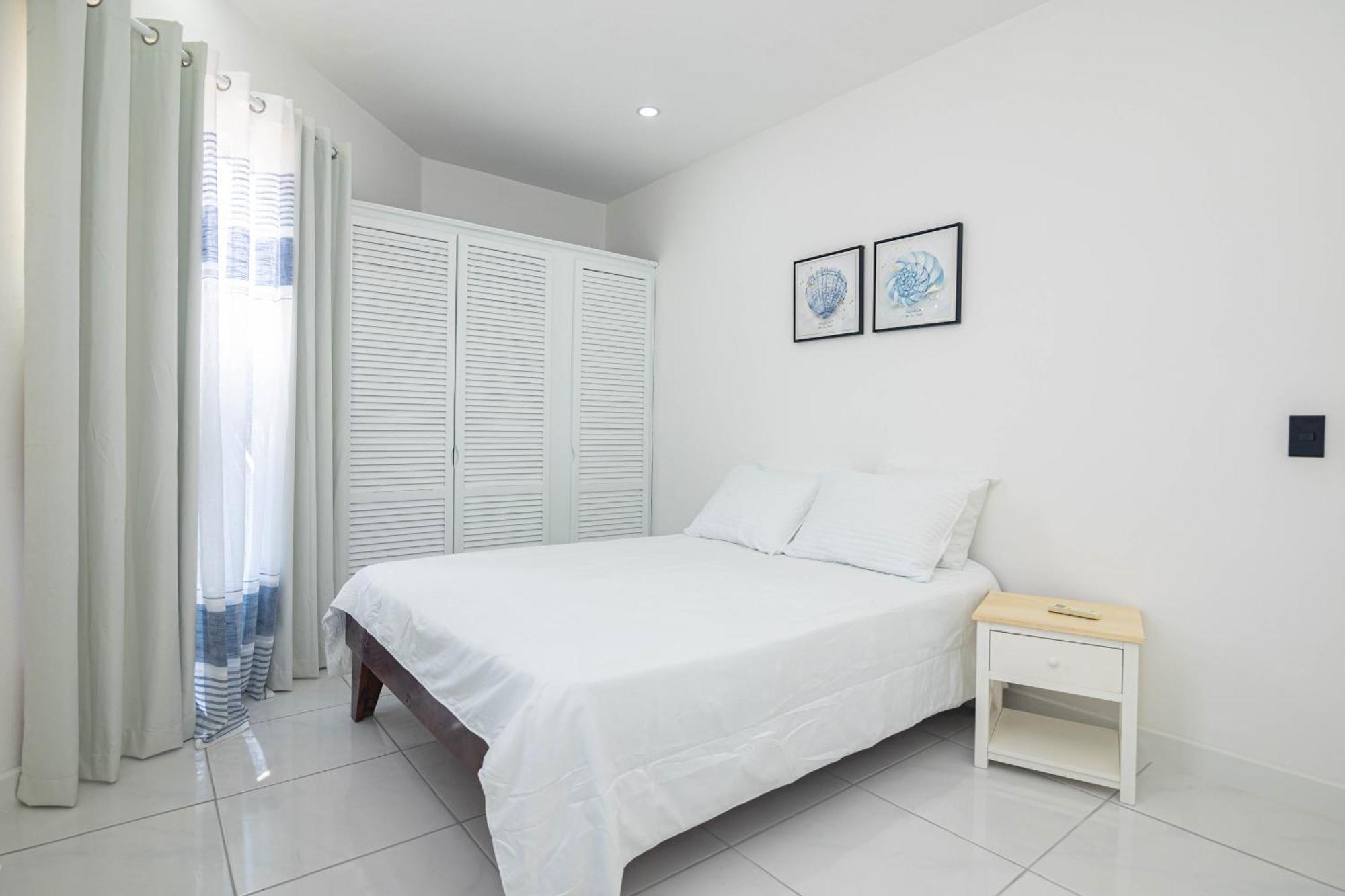 Apartamentos Cristal Quepos Extérieur photo
