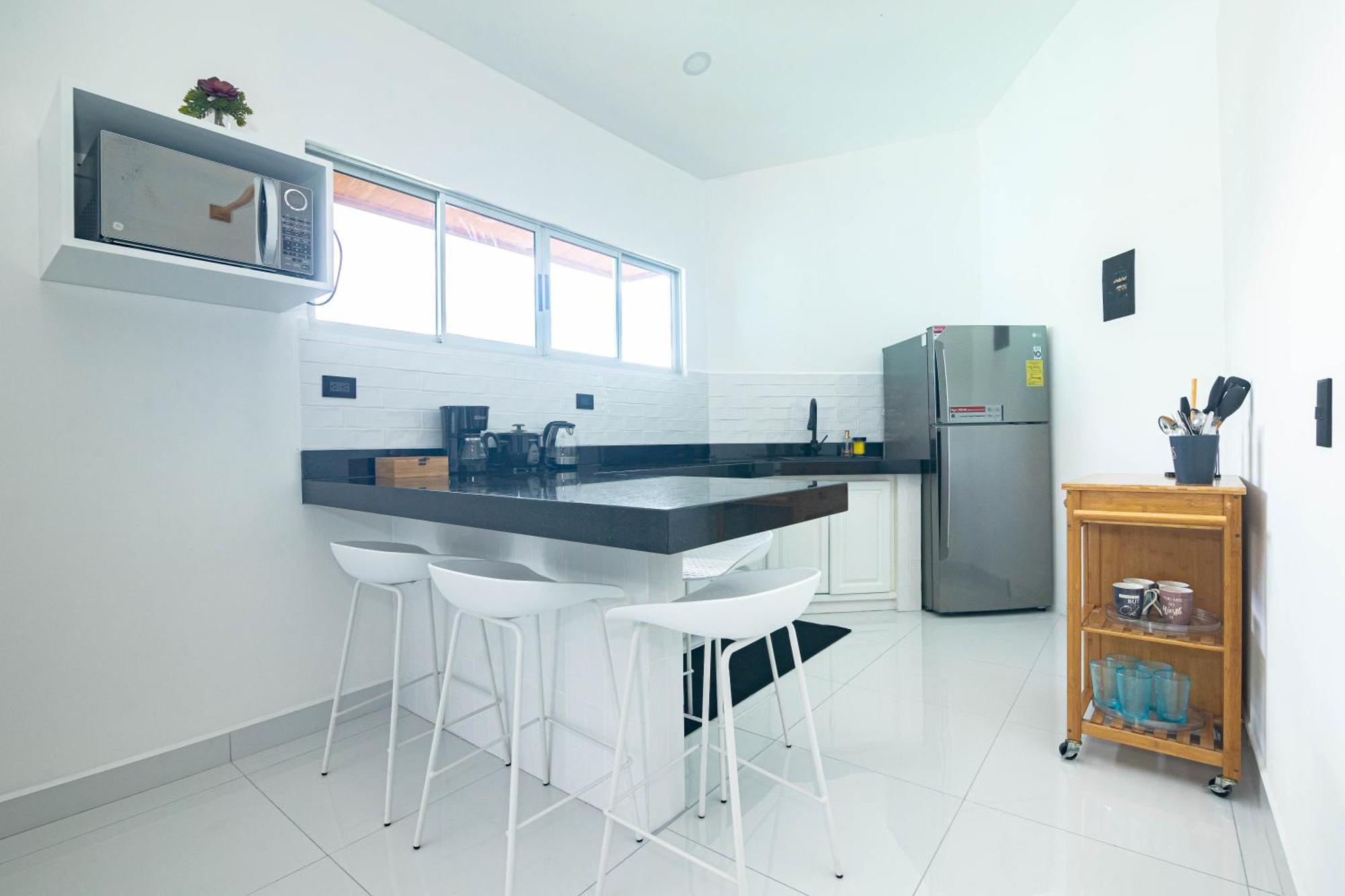 Apartamentos Cristal Quepos Extérieur photo