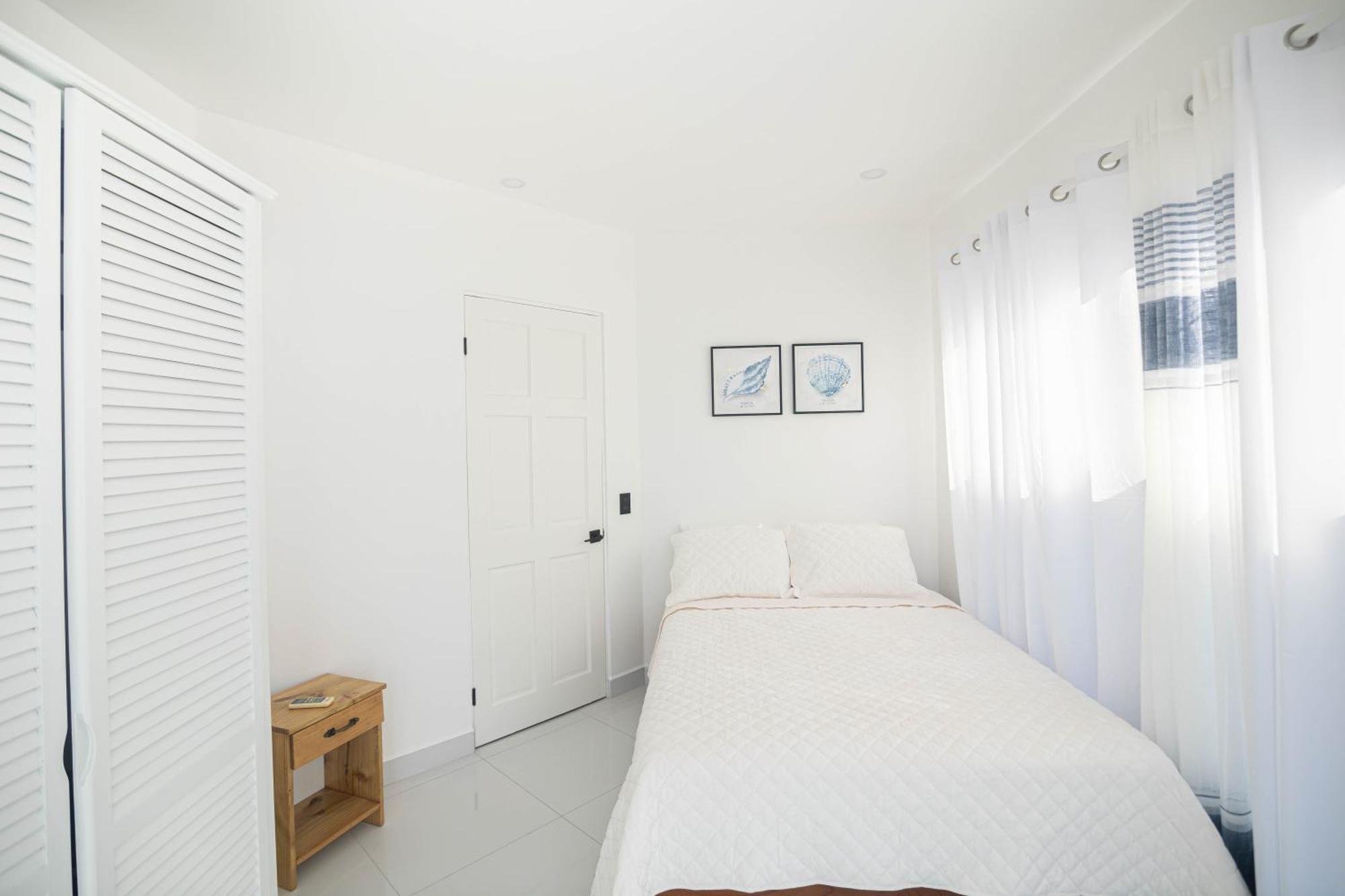 Apartamentos Cristal Quepos Extérieur photo